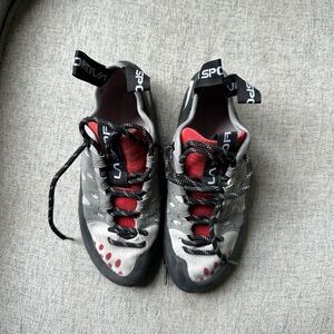 La Sportiva Tarantulace Climbing Shoes - Women’s 36.5